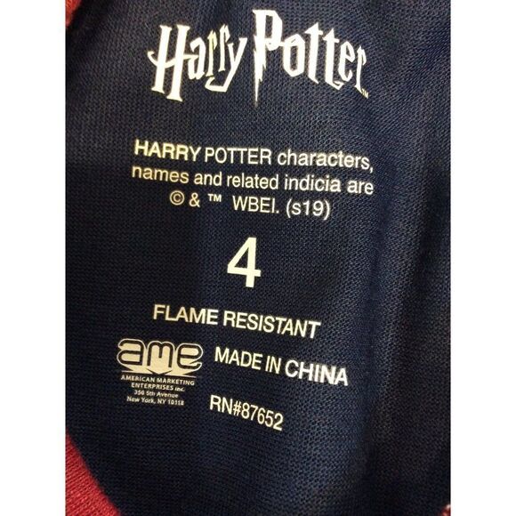 Harry Potter Flame Resistant Set 4 Navy/Burgundy/Grey Polyester - Picture 5 of 5